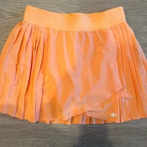 Alo yoga tennis skirt